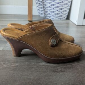 Cole Haan Women's Tan Suede Slip-On Heel Shoes - Size 6 1/2